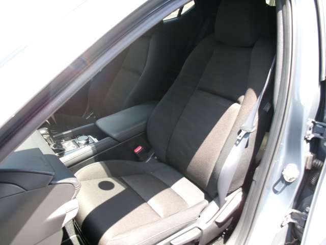 MAZDA3 FASTBACK