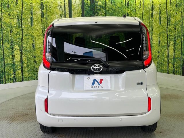 SIENTA HYBRID