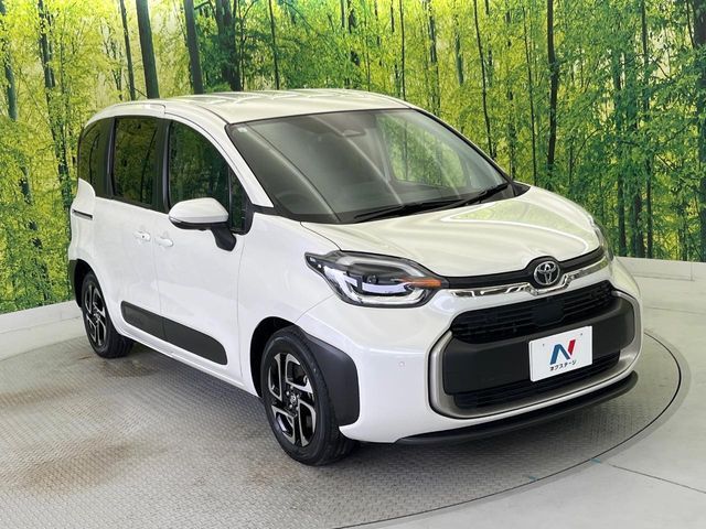SIENTA HYBRID