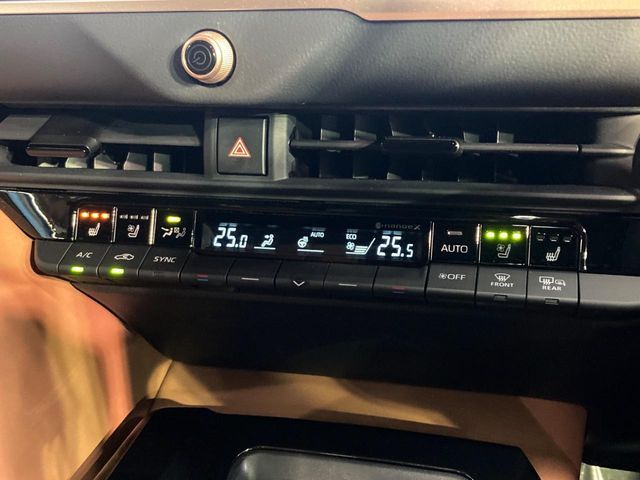 CROWN SPORT