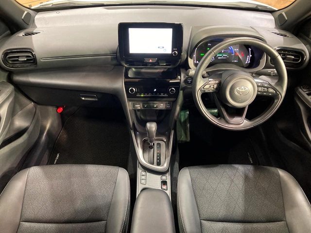 YARIS CROSS HYBRID
