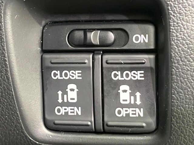 N BOX