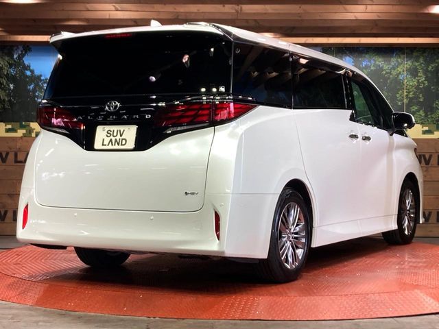 ALPHARD hybrid