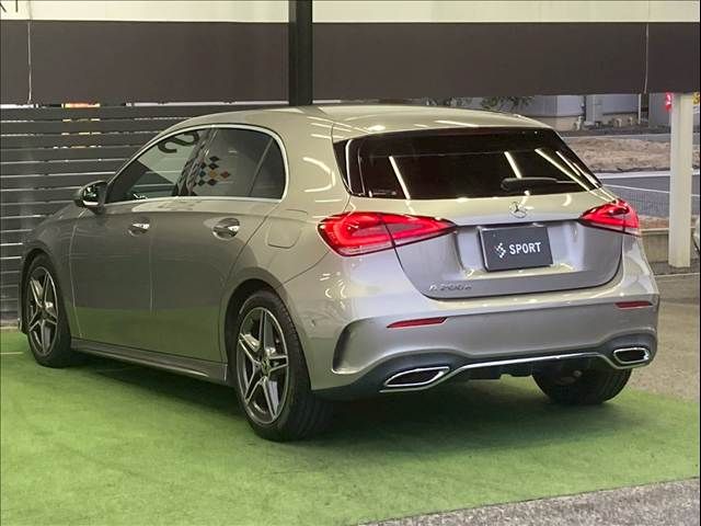MERCEDES BENZ A class