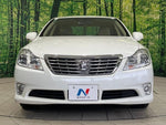 CROWN sedan
