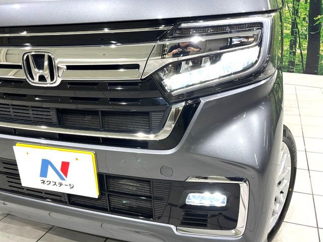 N BOX CUSTOM 4WD
