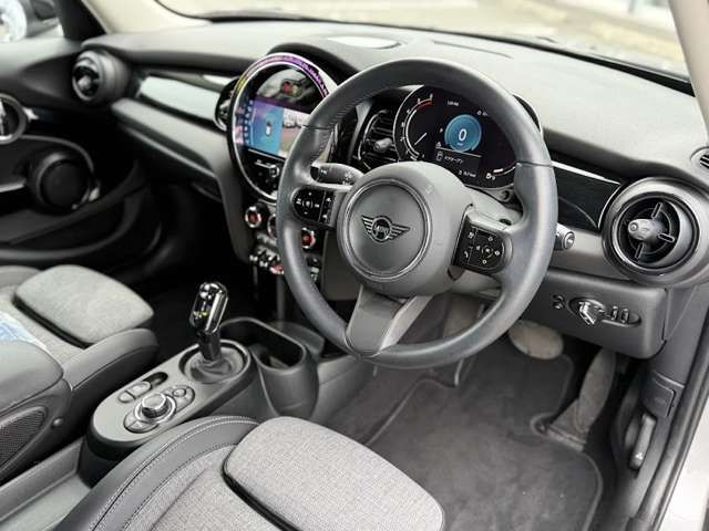 MINI COOPER D 5DOOR
