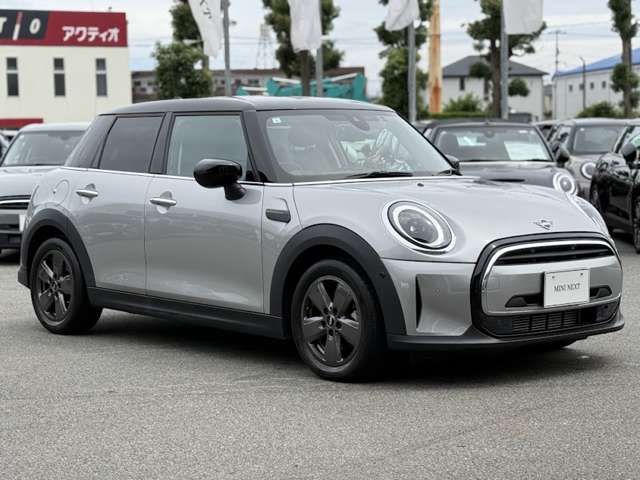 MINI COOPER D 5DOOR