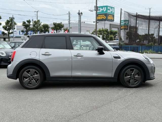 MINI COOPER D 5DOOR