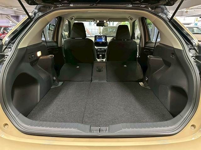 YARIS CROSS HYBRID