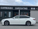 CROWN sedan hybrid