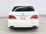 CROWN sedan