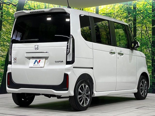 N BOX CUSTOM 4WD
