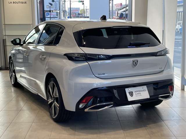 PEUGEOT 308