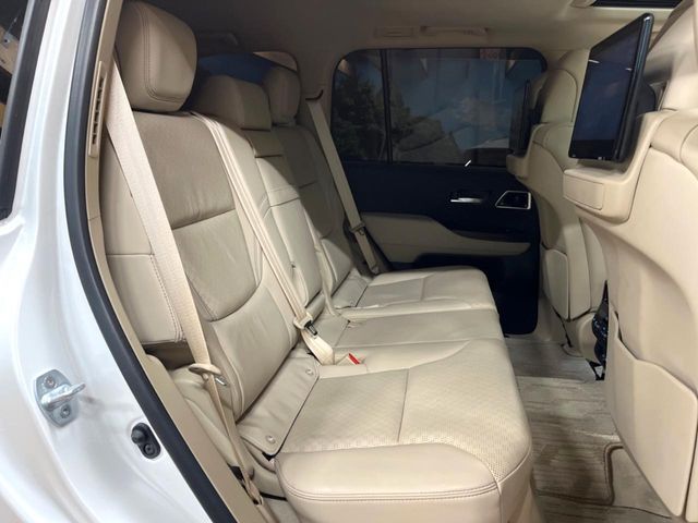 LANDCRUISER wagon