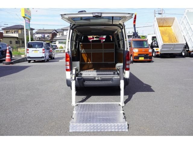 HIACE van 2WD