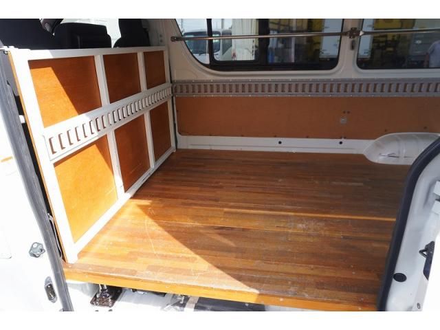 HIACE van 2WD
