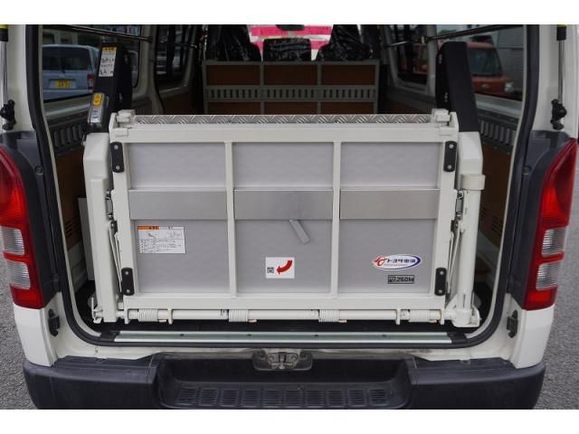 HIACE van 2WD