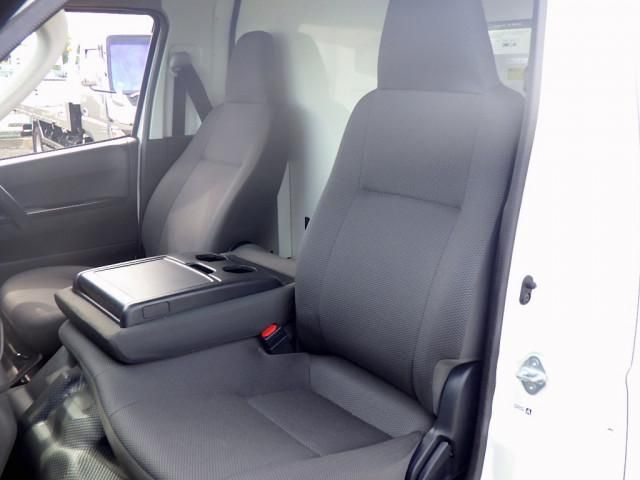 HIACE van 2WD
