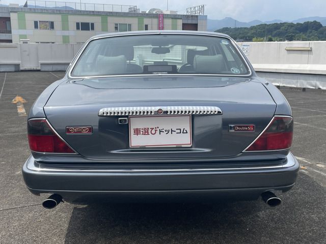 DAIMLER DAIMLER