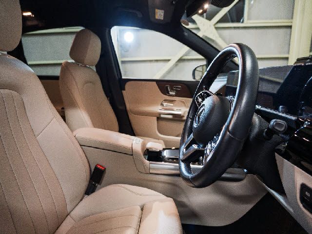 MERCEDES BENZ B class
