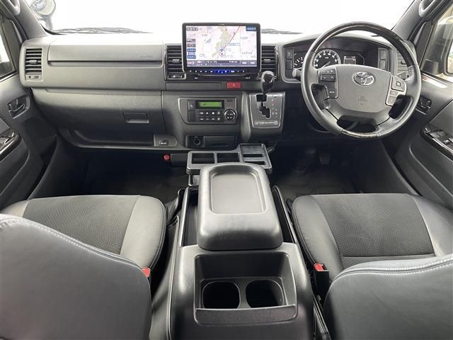 HIACE van 4WD