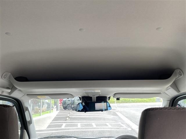 CLIPPER van