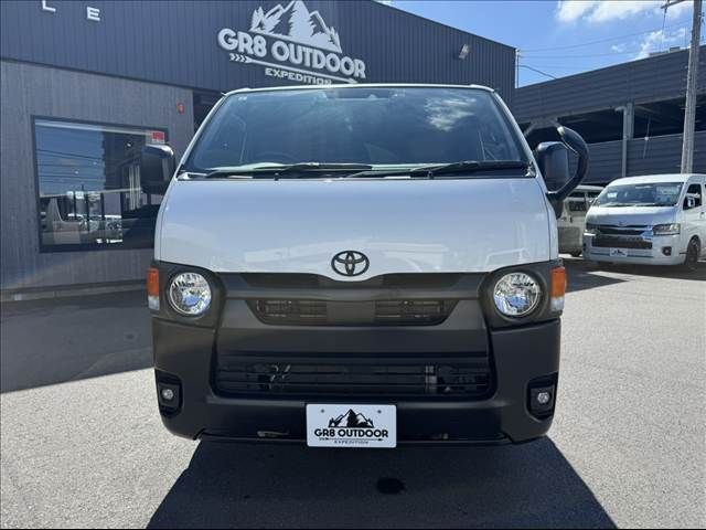 HIACE van 2WD