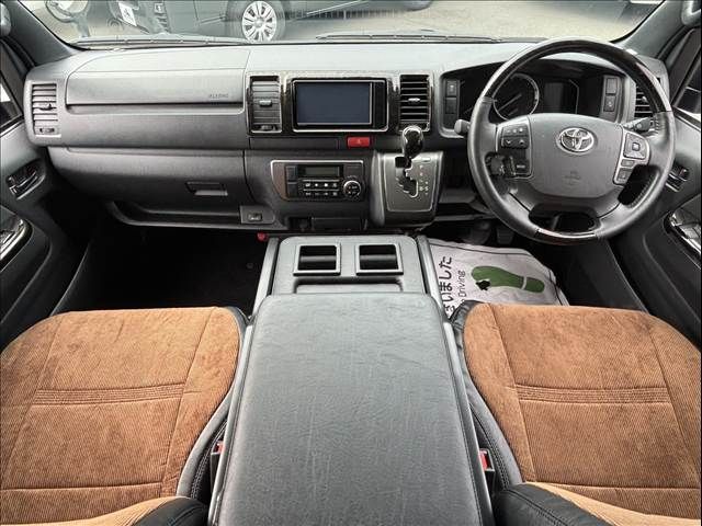 HIACE van 2WD