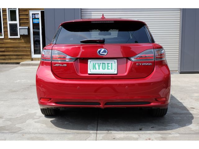 LEXUS CT200h
