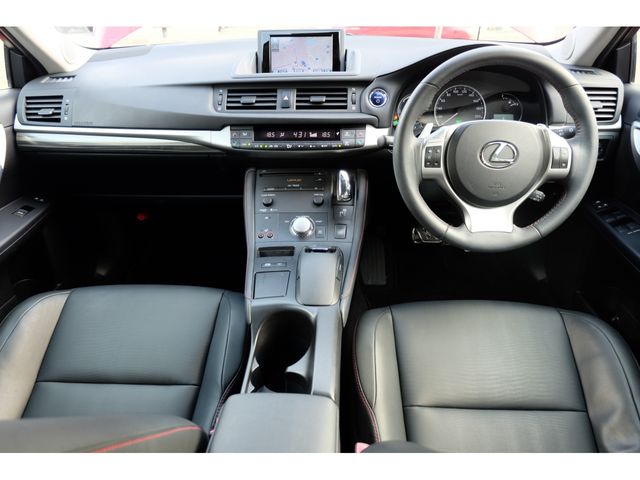 LEXUS CT200h