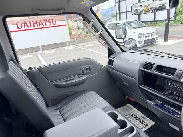 BONGO truck 2WD