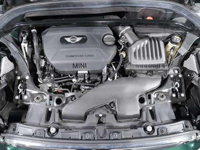 MINI COOPER CROSSOVER
