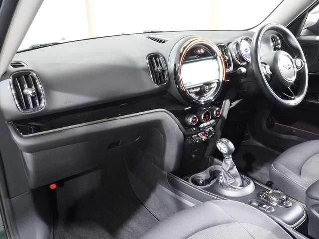 MINI COOPER CROSSOVER