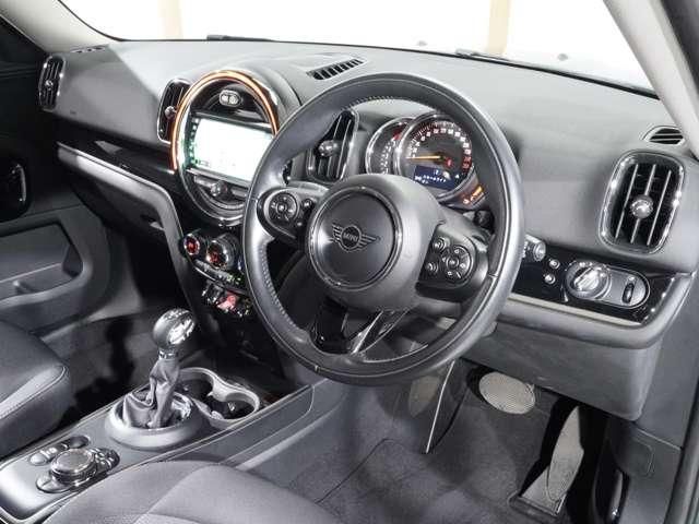 MINI COOPER CROSSOVER
