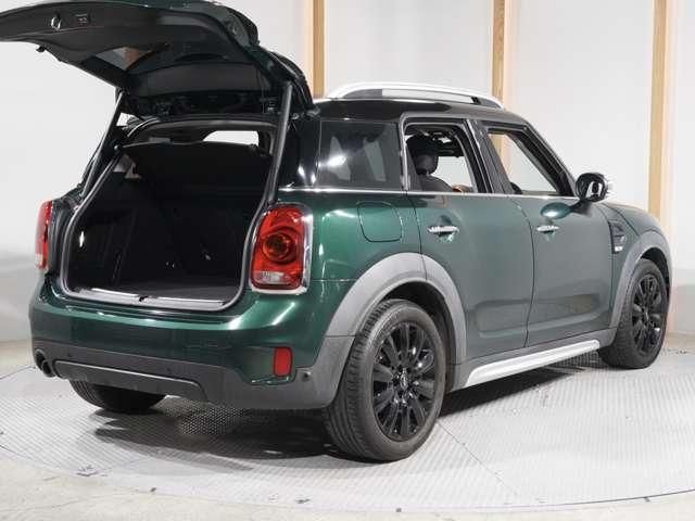 MINI COOPER CROSSOVER