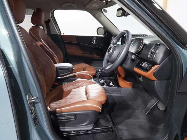 MINI COOPER CROSSOVER