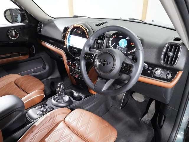 MINI COOPER CROSSOVER