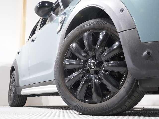 MINI COOPER CROSSOVER