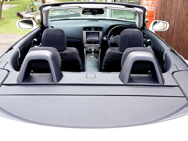 LEXUS IS250C