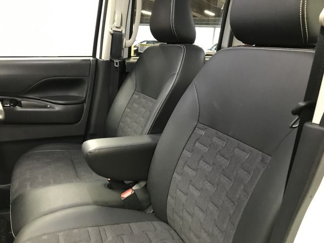 DELICA MINI