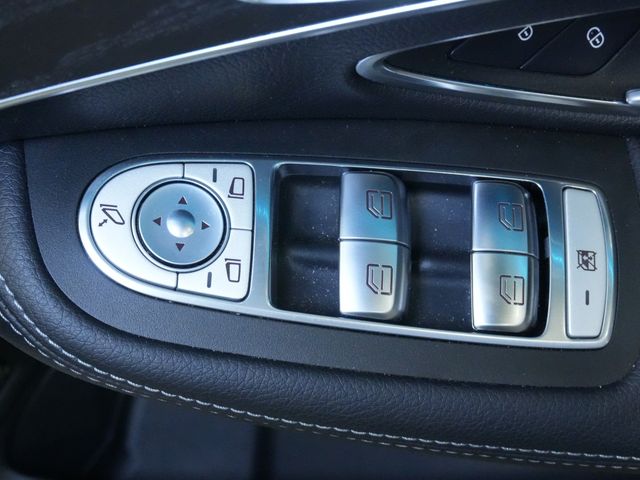 MERCEDES BENZ C class sedan