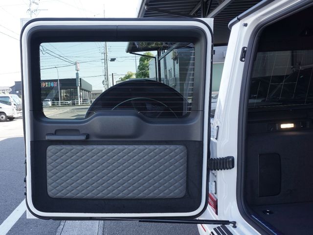 MERCEDES BENZ G class
