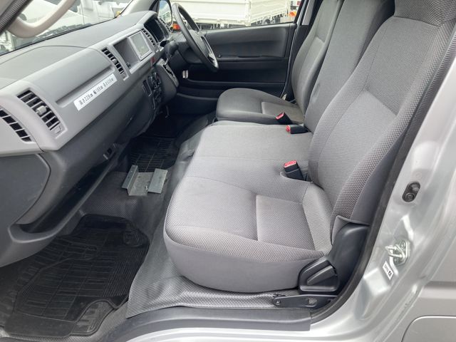 HIACE van 2WD