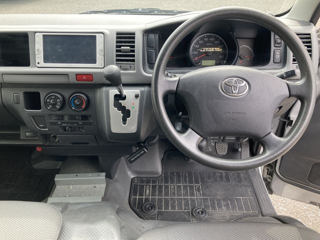 HIACE van 2WD