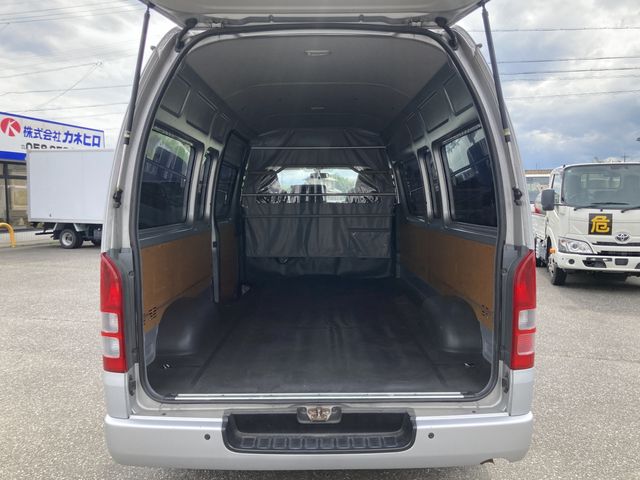 HIACE van 2WD
