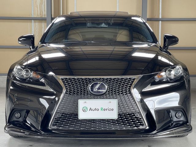 LEXUS IS300h