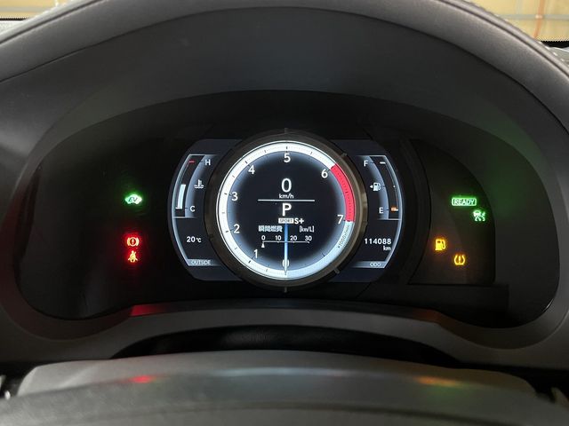 LEXUS IS300h