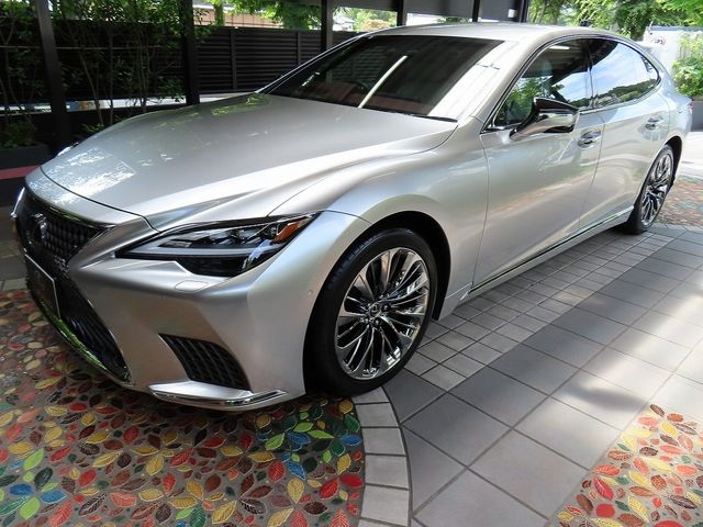 LEXUS LS500h 4WD
