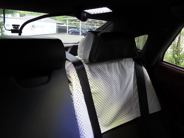 LEXUS LS500h 4WD